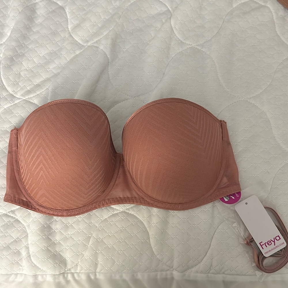 Freya Tailored 36F (DDD) strapless/multiway bra